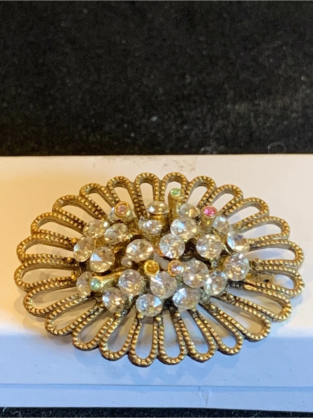 Hollycraft vintage confetti
